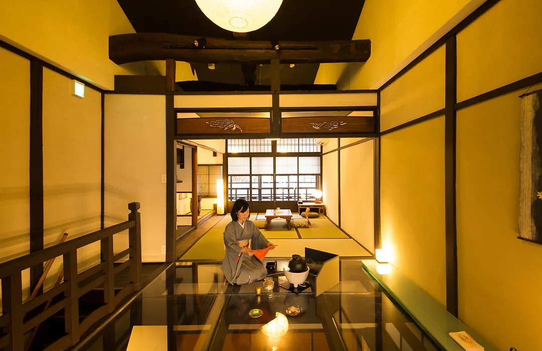 Kiraku Kyoto Aneyakoji-1